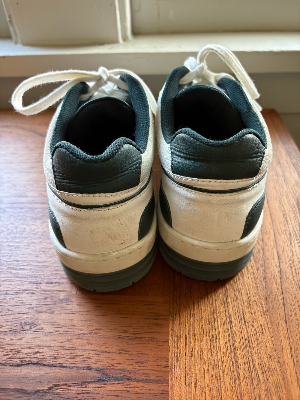 Women's White & Green Low-Top Casual Sneakers - Picture 8 of 9